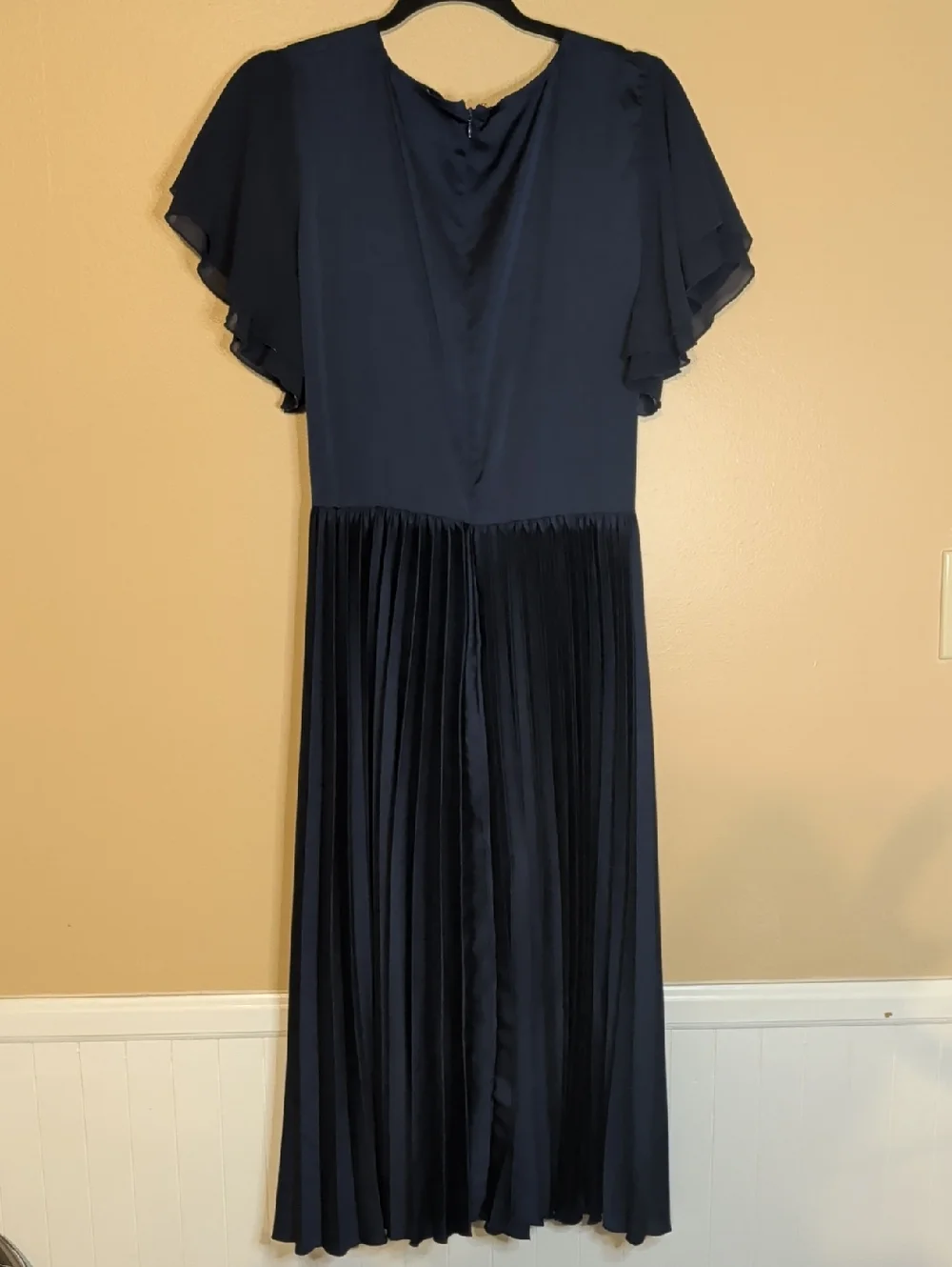 Petal & Pup • Nova Flutter Sleeve Midi Dress Navy Size XL - Picture 8 of 16